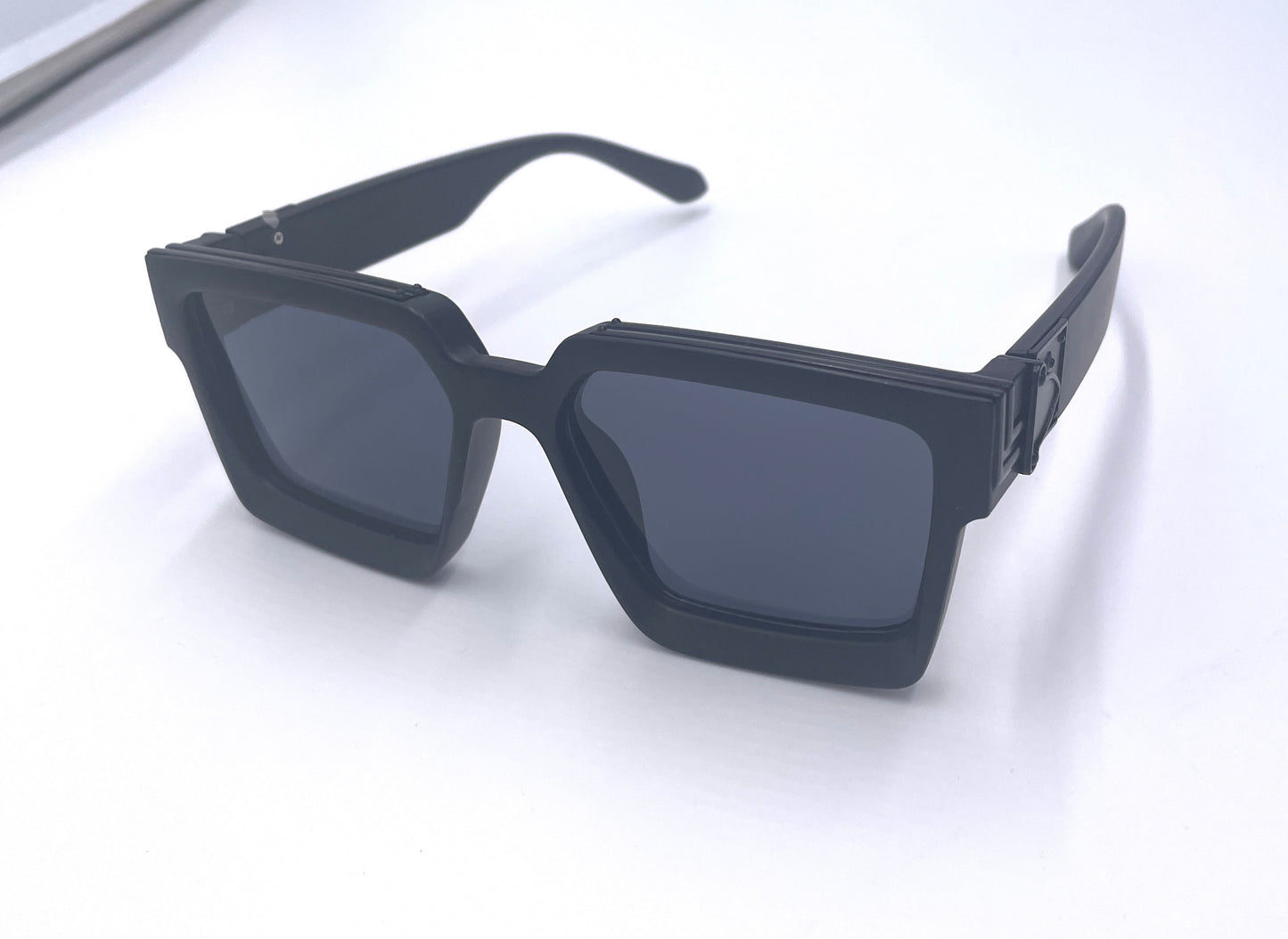 Retro Square Trillionaire Thick Frame Fashion Sunglasses